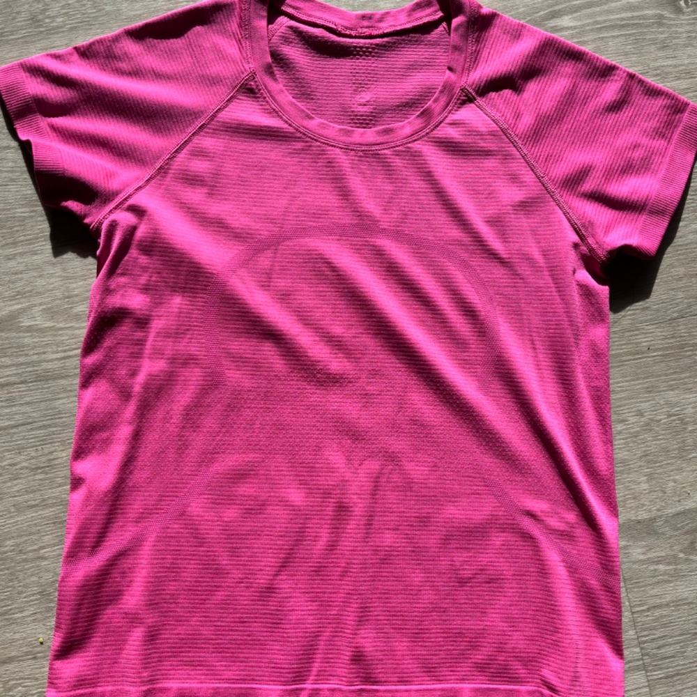 Lululemon swiftly tech short sleeve shirt